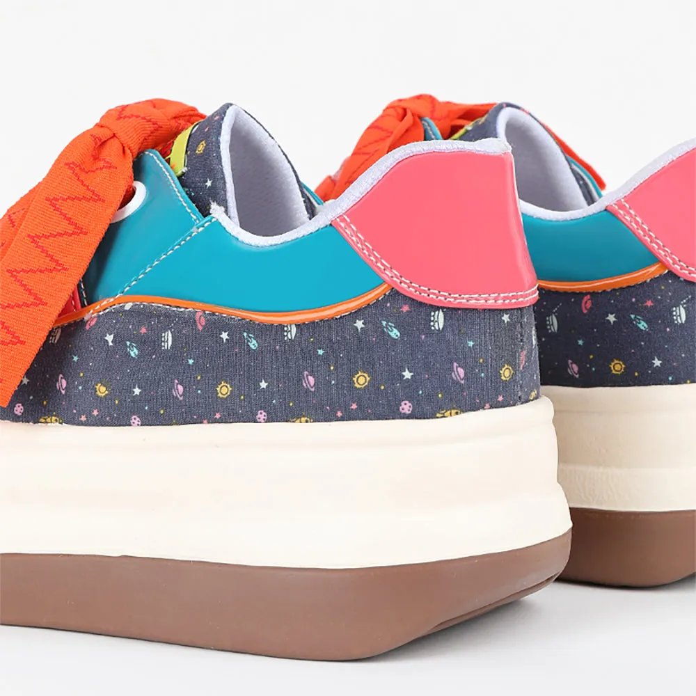 Cosmic Pattern Round-Toe Casual Shoes