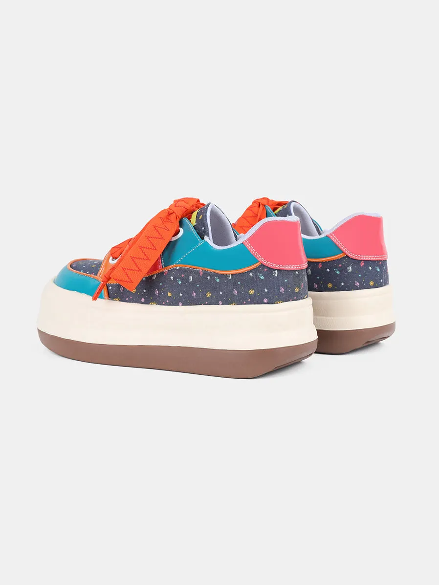Cosmic Pattern Round-Toe Casual Shoes